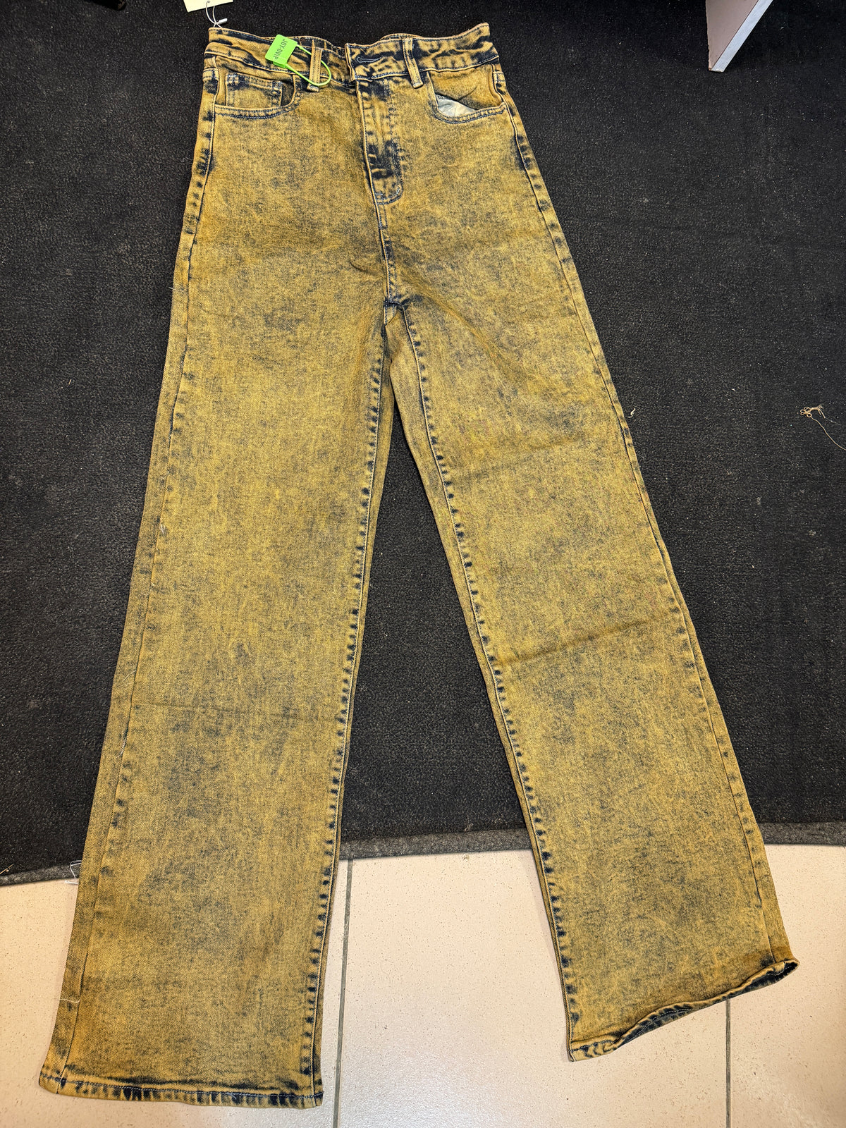 DVIP Jean