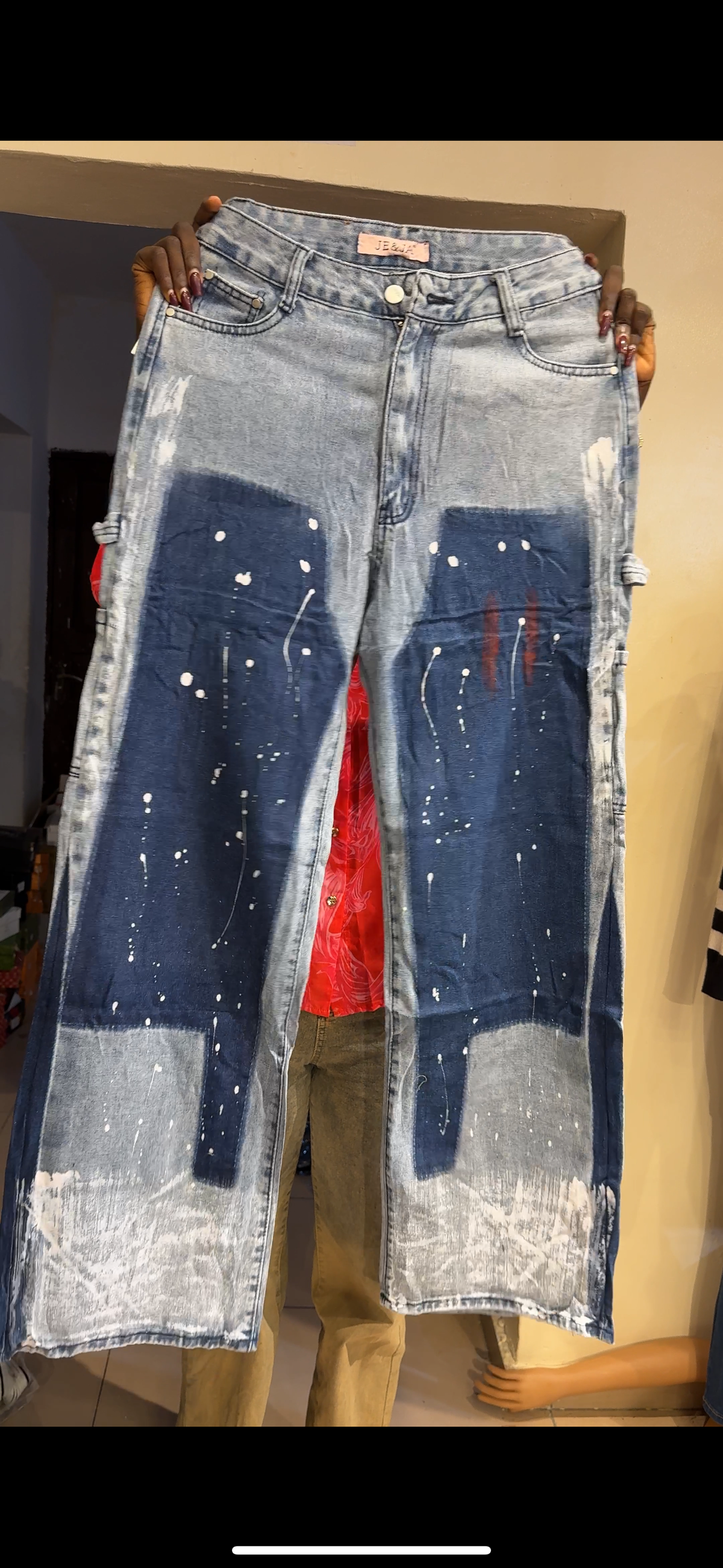 JE JA Jean