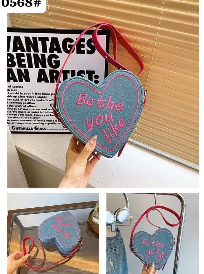 Love shape bag